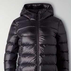 Aritzia TNA The Little Puff black jacket
